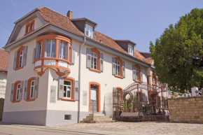 Отель Villa Delange  Landau in der Pfalz